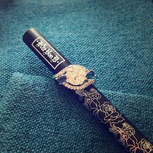 Decorative ring - new with tag